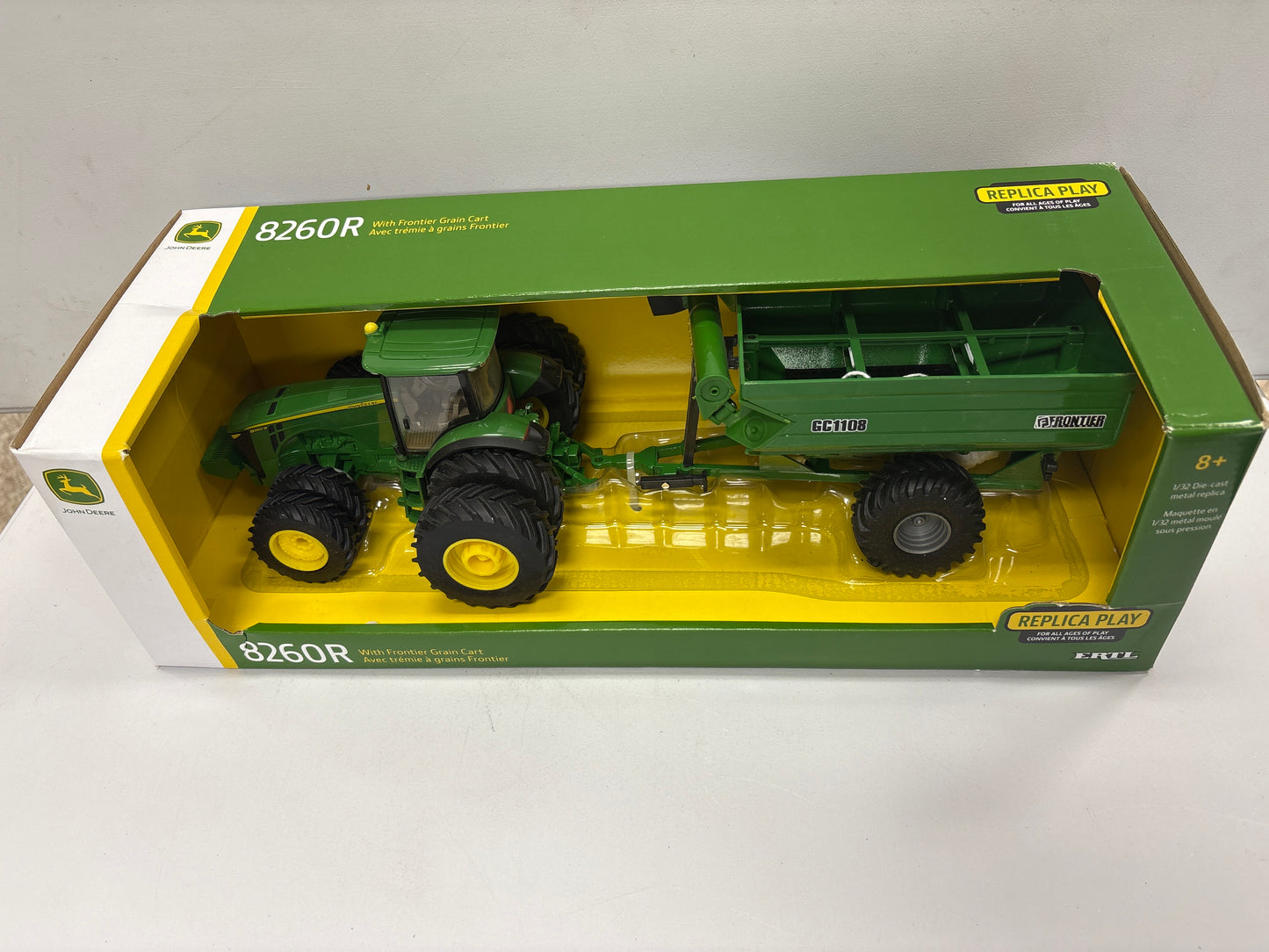 8260R w/Frontier Grain Cart