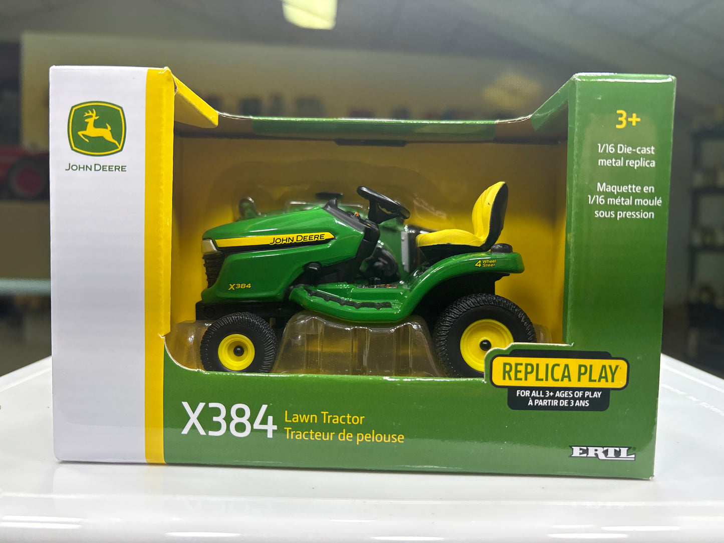 John Deere X384 Lawn Tractor