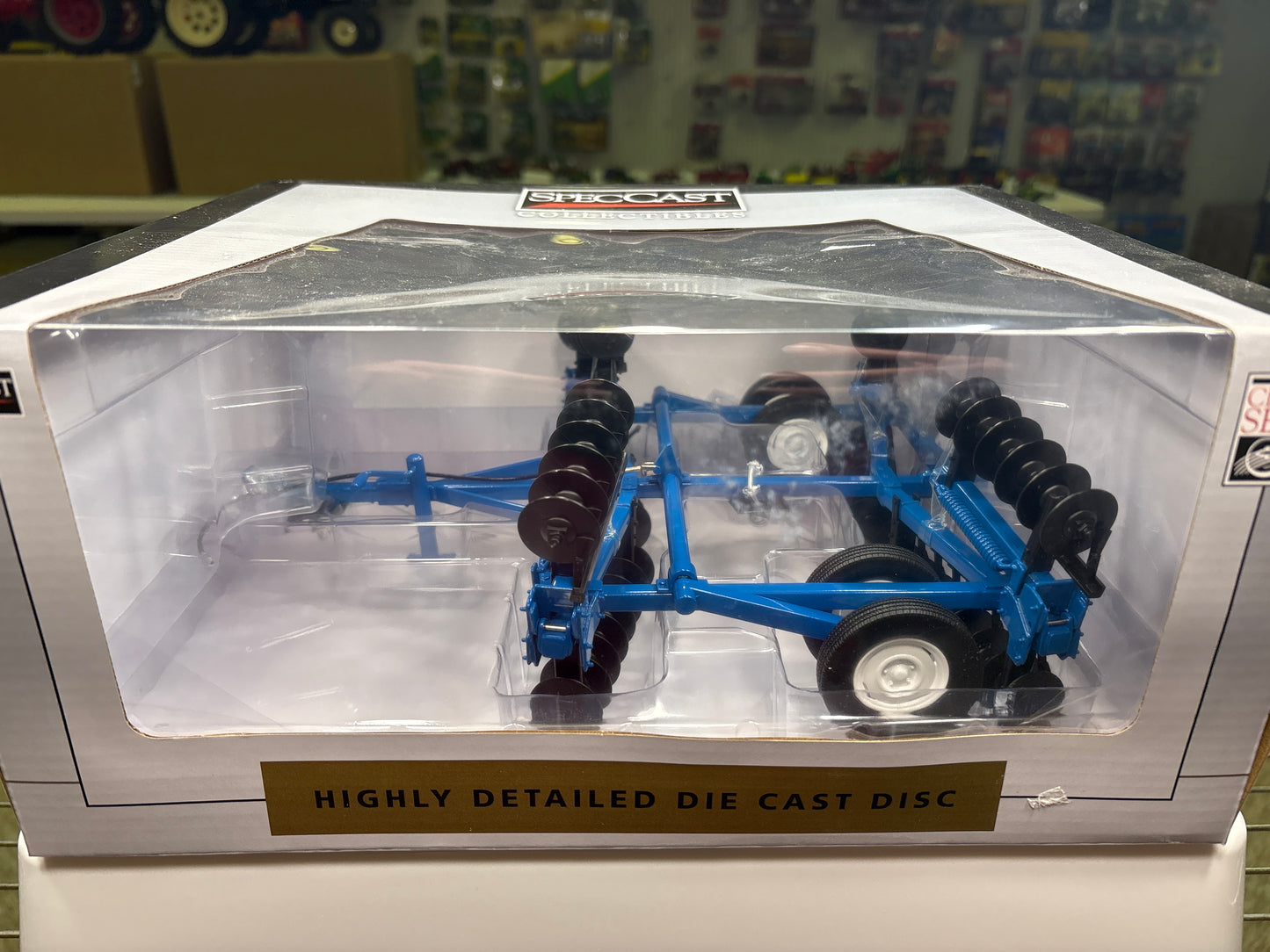 New Holland Winged Disc