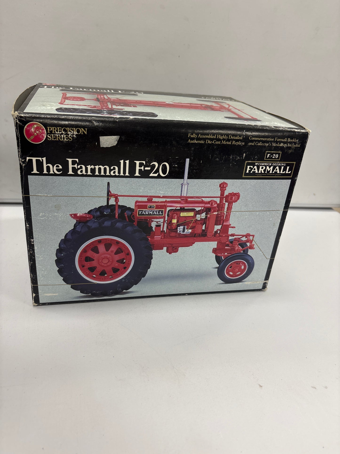 McCormick Farmall F-20