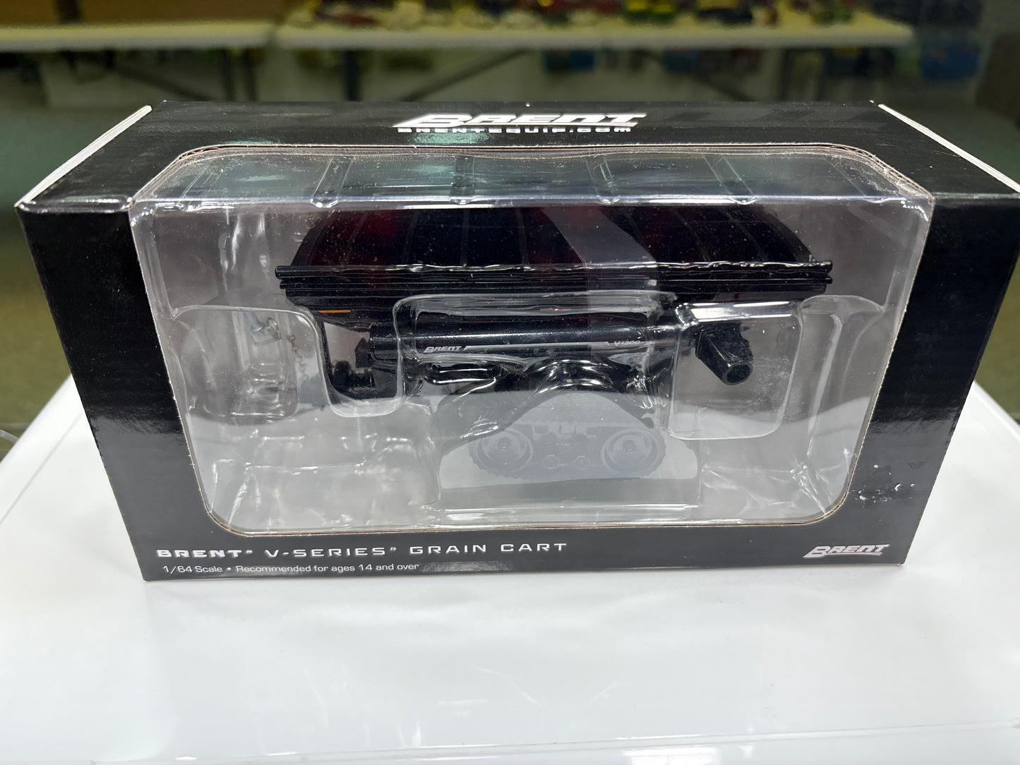 BRENT V-Series Grain Cart Black