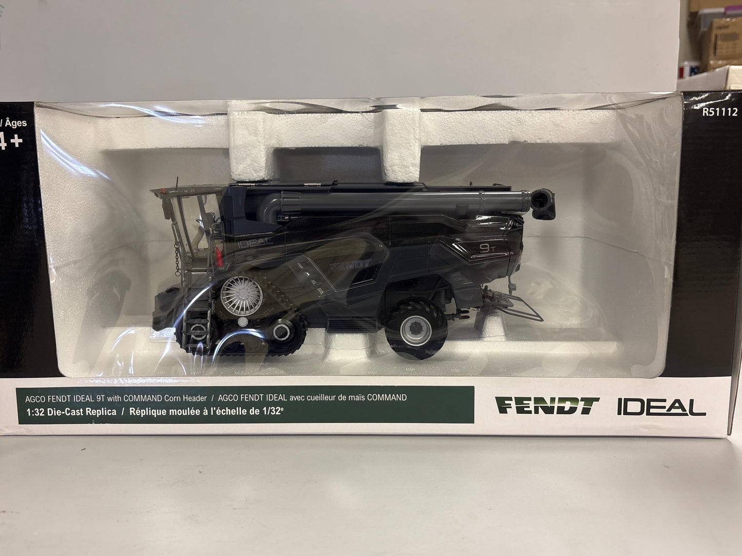 AGCO FENDT IDEAL 9T w/COMMAND Corn Header
