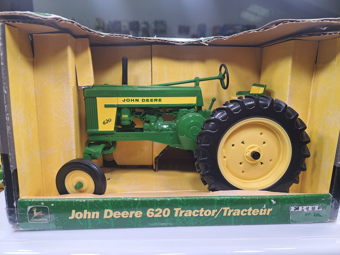 John Deere 620