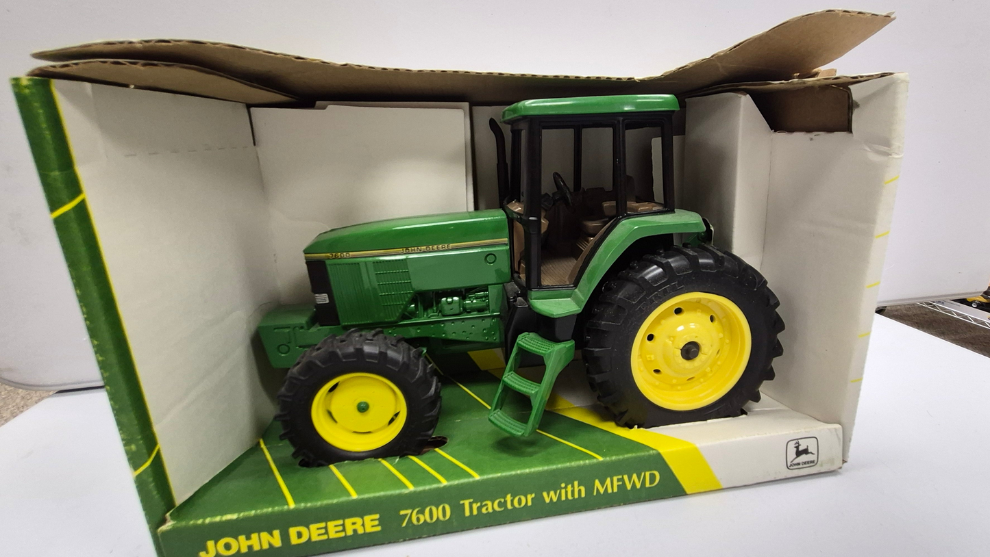 John Deere 7600 Tractor w/MFWD