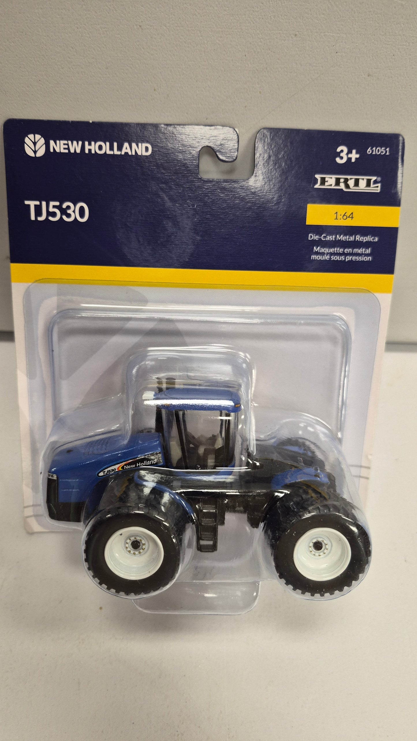New Holland TJ530 Tractor 1/64