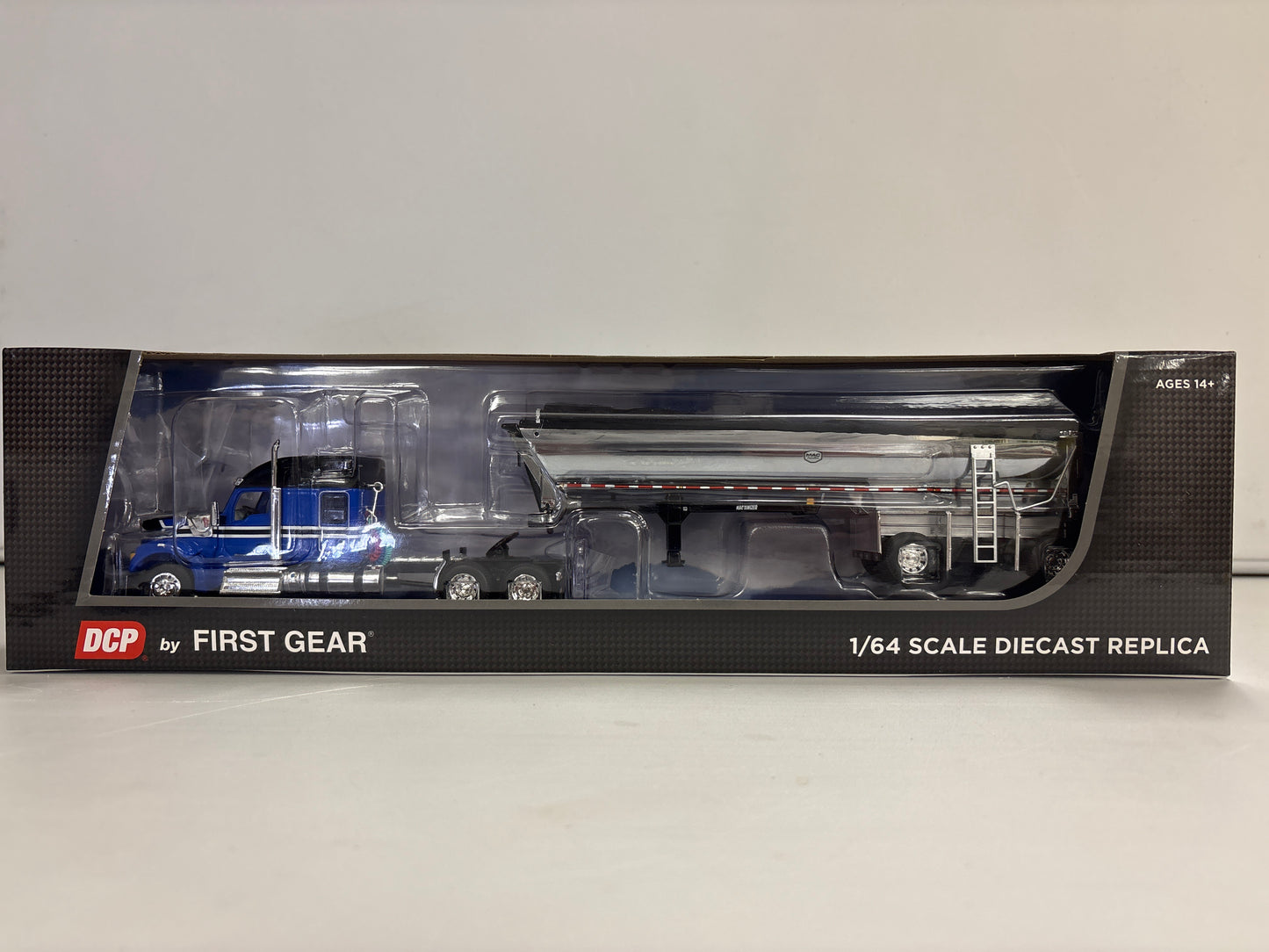 Kenworth W990 w/MAC Dump Trailer 60-2009 blue/black