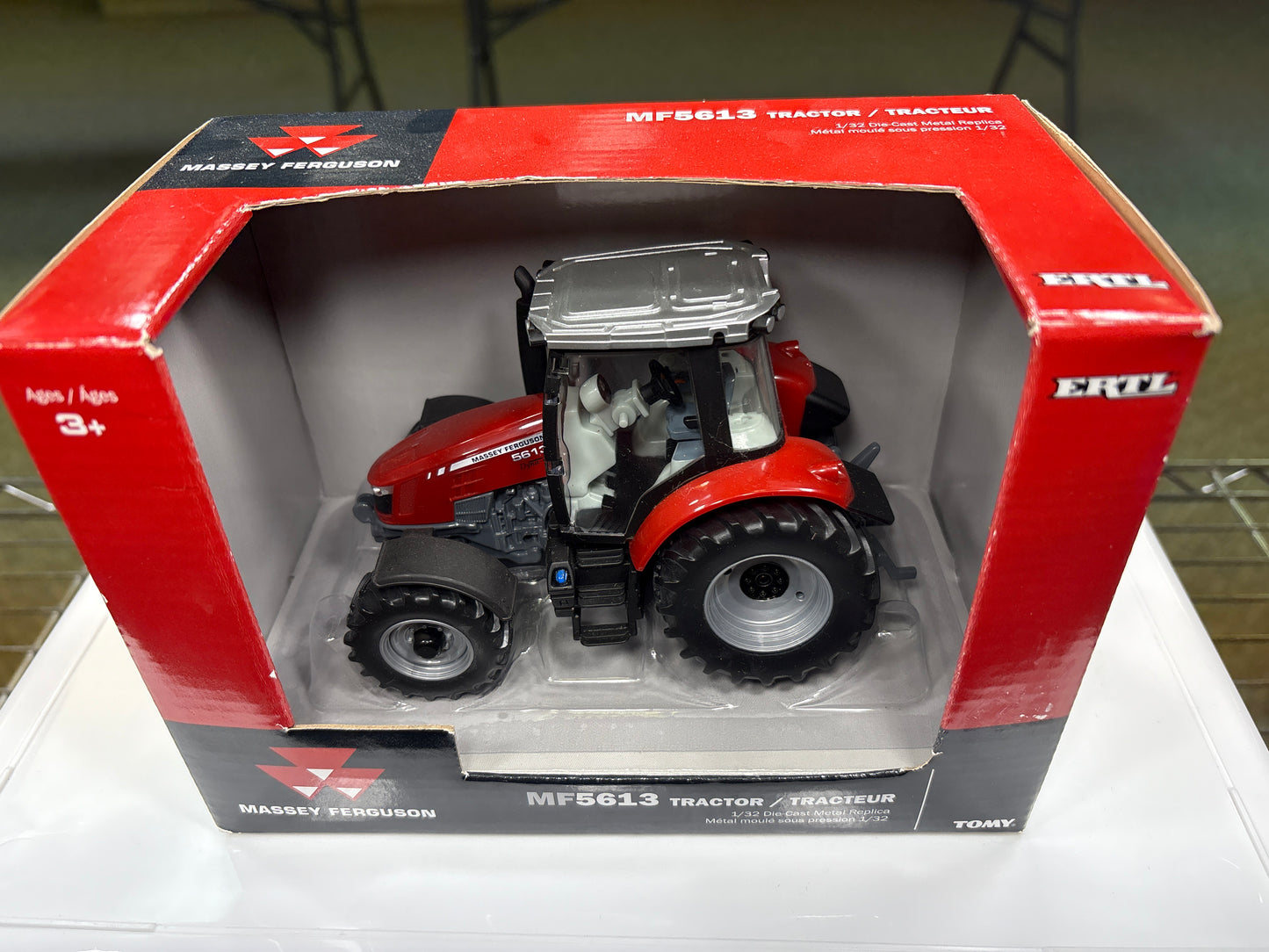 Massey Ferguson 5613 Tractor