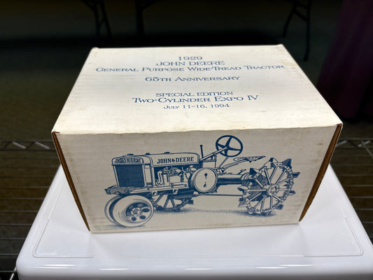 John Deere Two-Cylinder Expo IV