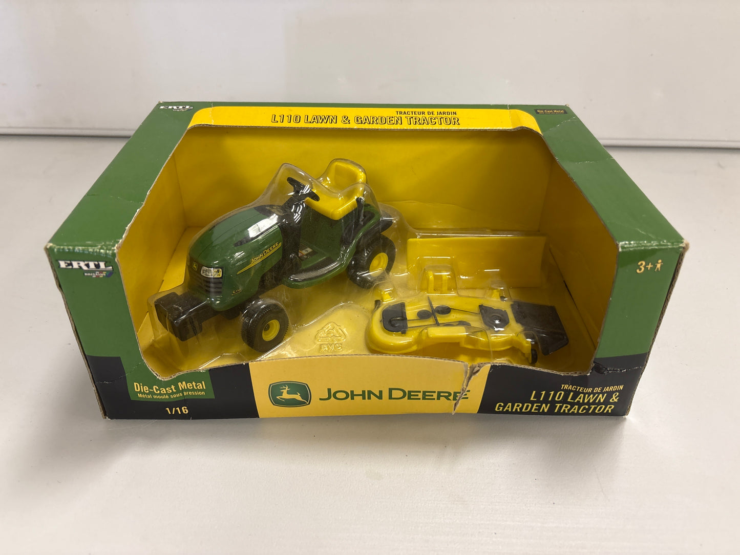 L110 Lawn & Garden Tractor