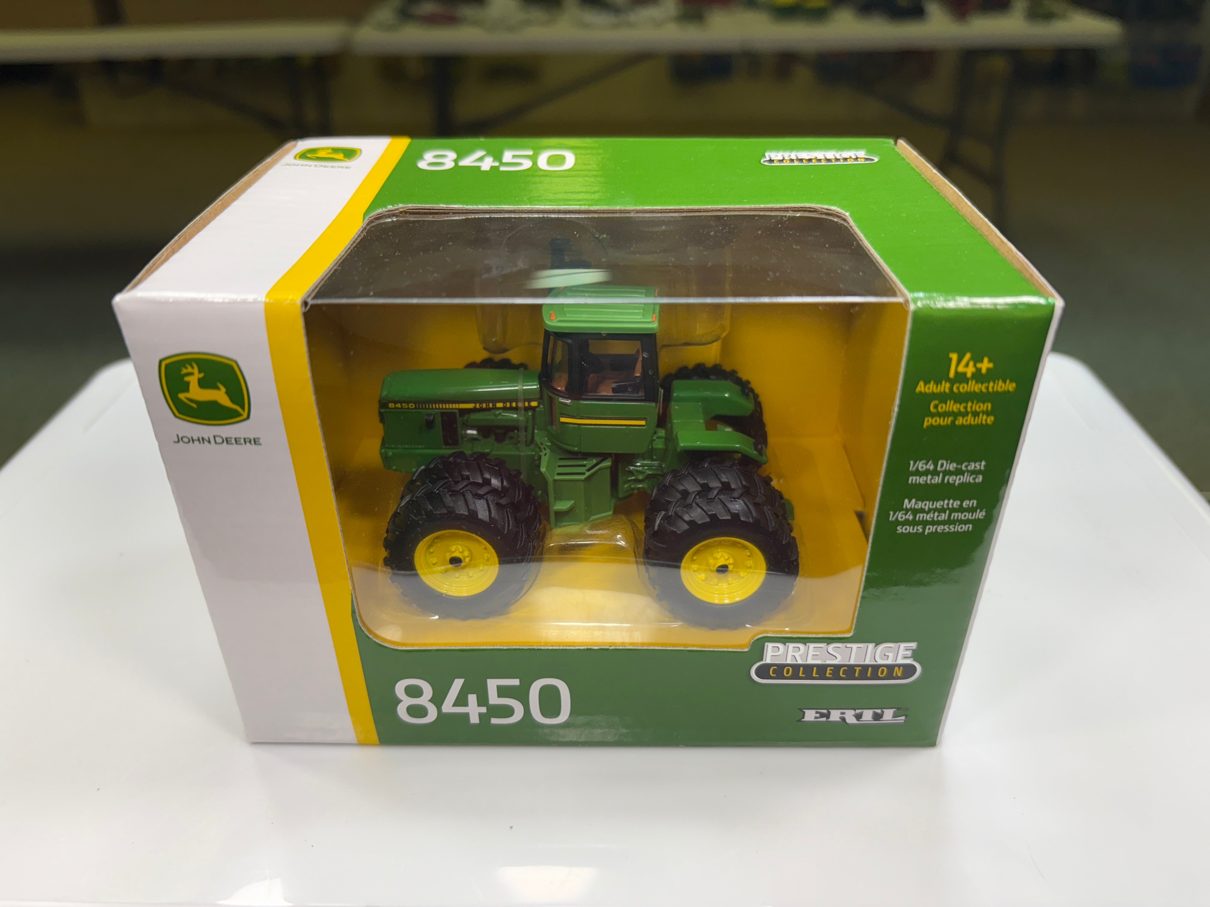 John Deere 8450 – Mast Farm Toys