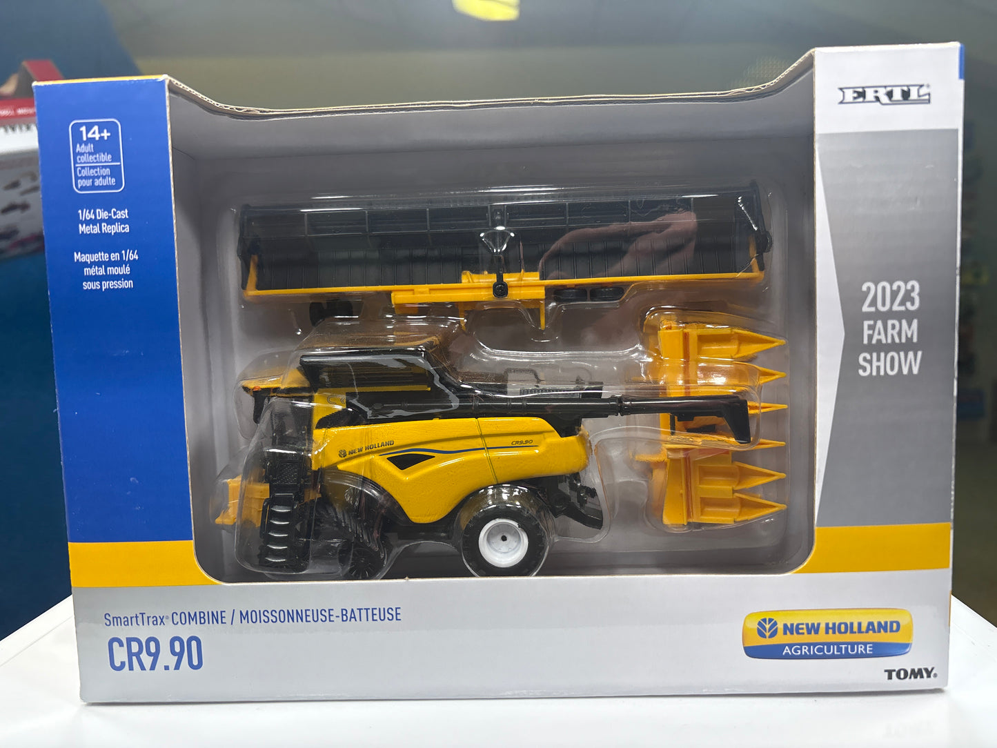 New Holland CR9.90 SmartTrax Combine
