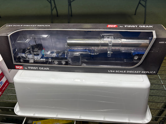 Peterbilt 379 Semi with Tandem-Axle Tanker Trailer 60-1220