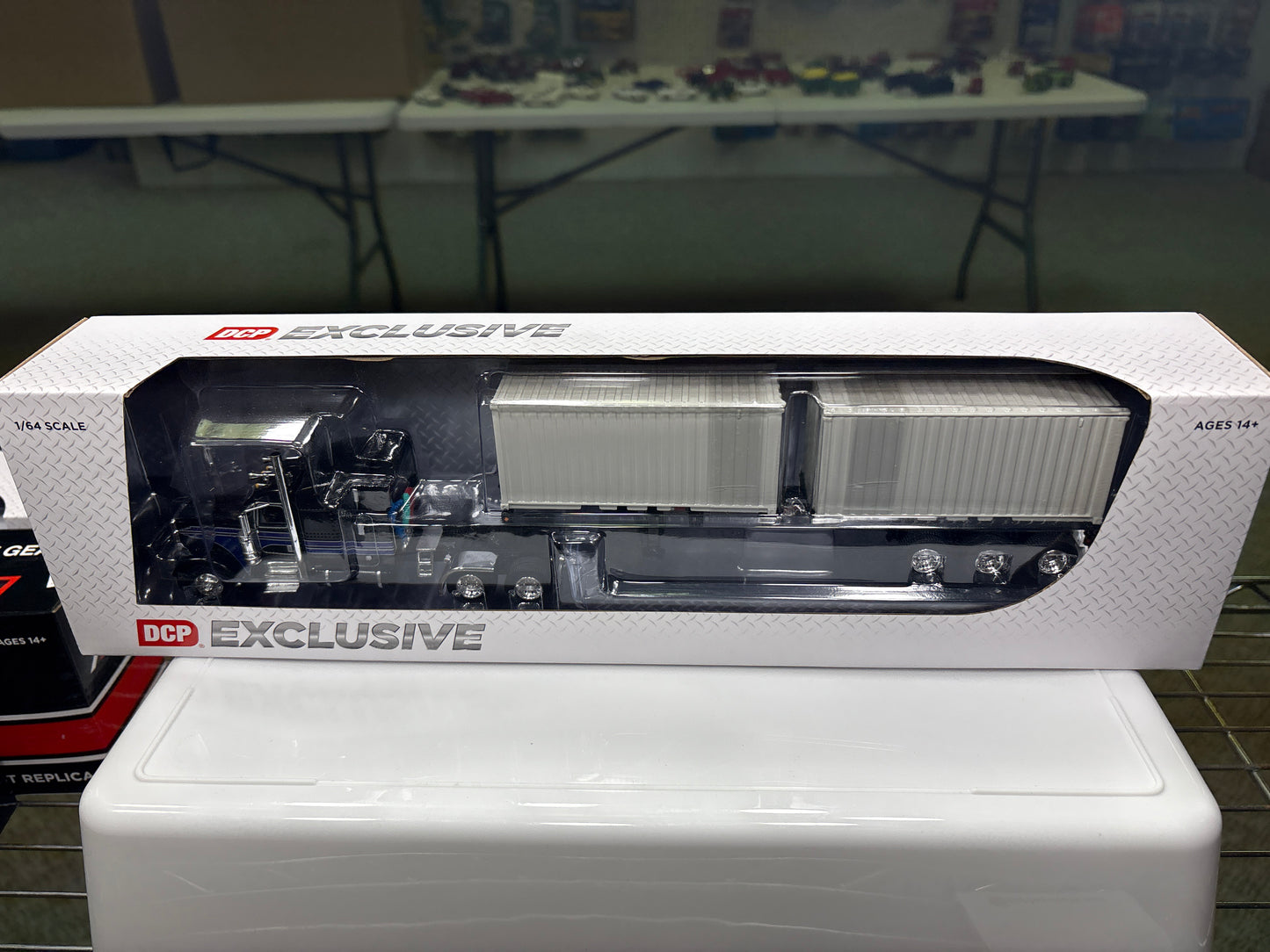 Peterbilt 389 w/2 20’ Dry Good Containers