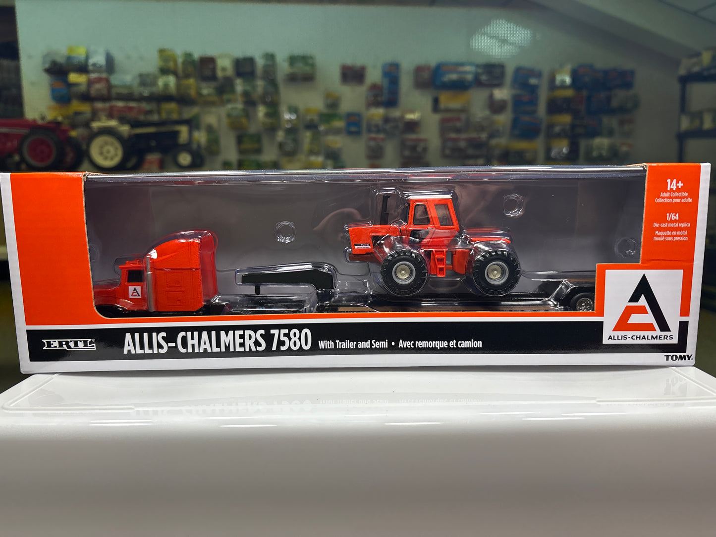 Allis-Chalmers 7580 w/trailer and semi
