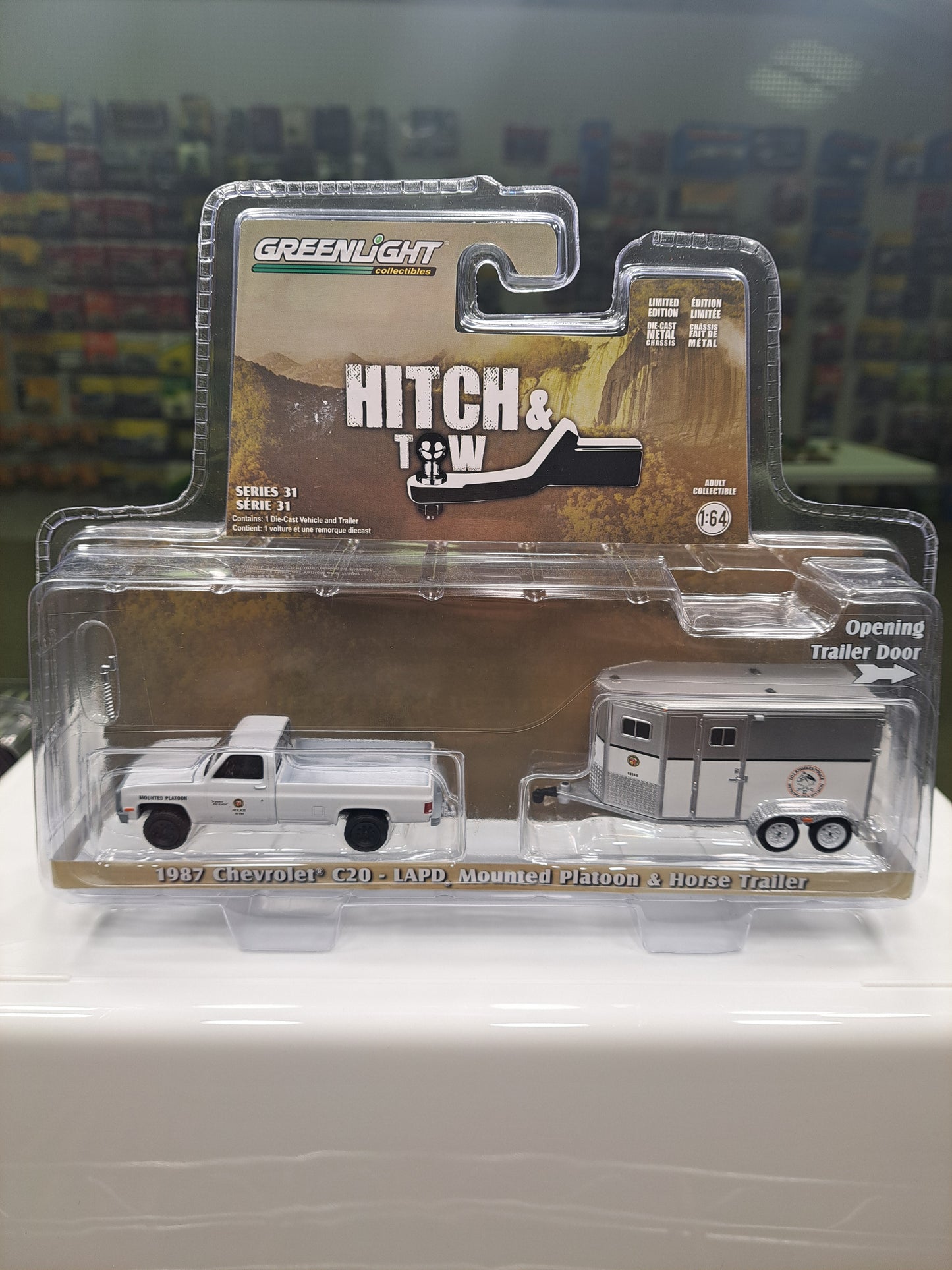 1987 Chevrolet C20 - LAPD Mounted Platoon & Horse Trailer