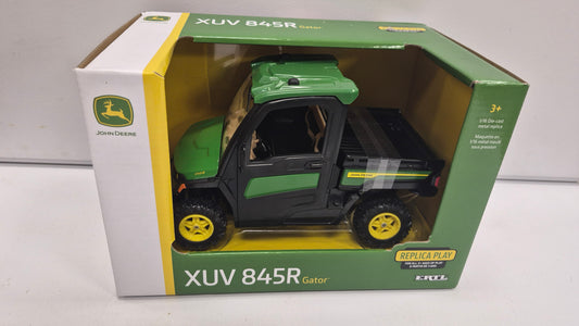 XUV 845R Gator John Deere