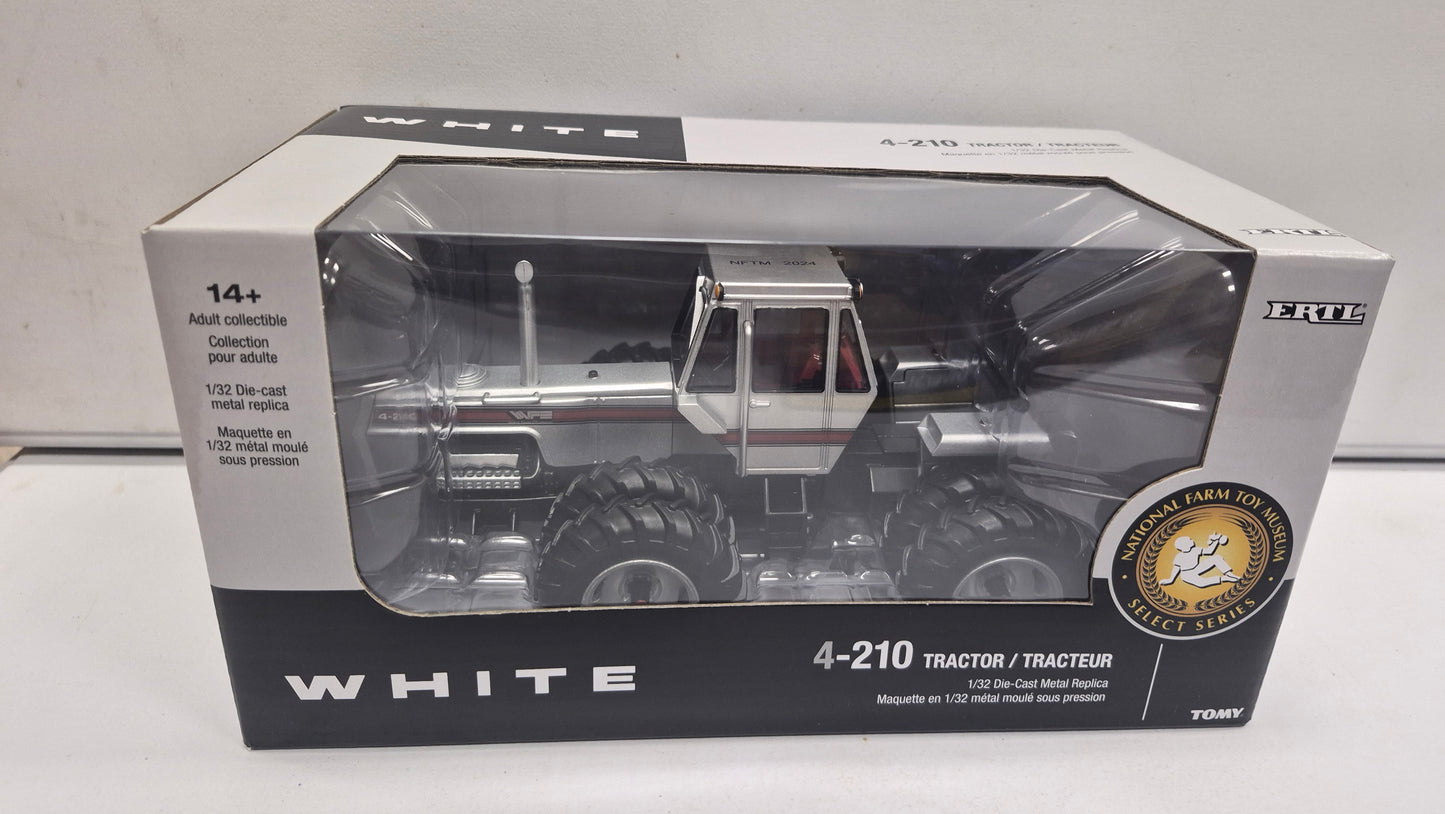 WHITE 4-210 Tractor 1/32
