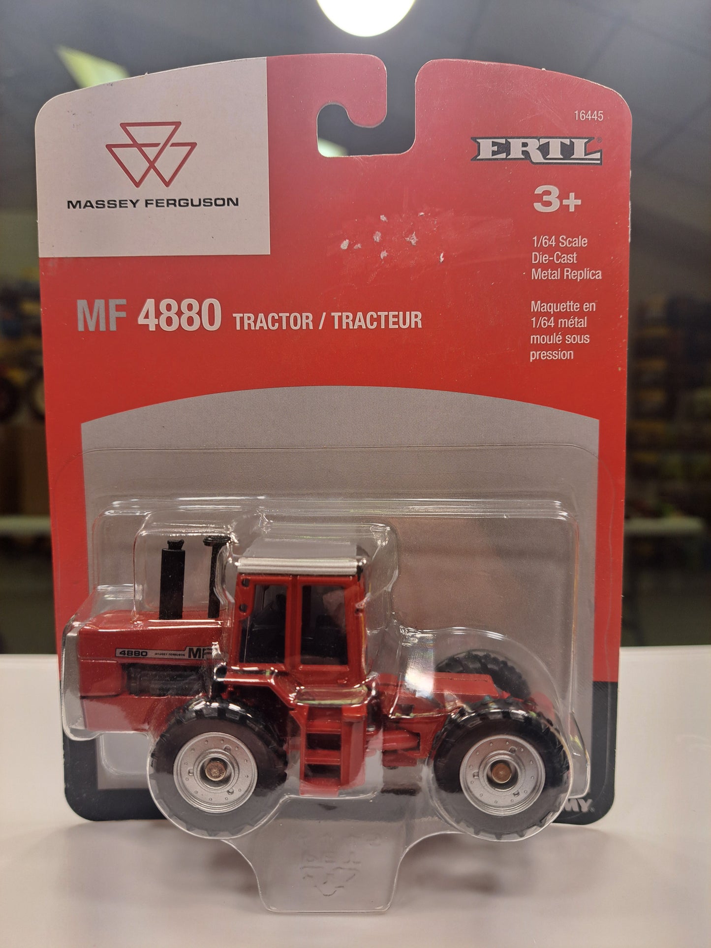 MF 4880 Tractor
